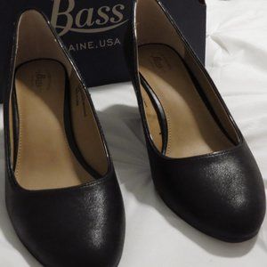 New Bass "Dorothy" black 8.5M wedge